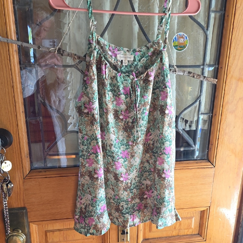 Super Cute Cotton Bleu Flowy Top